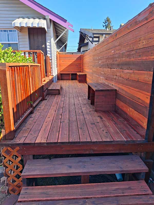 wood staining - Professional Exterior Wood Staining