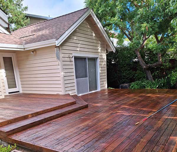 Professional Exterior Wood Staining